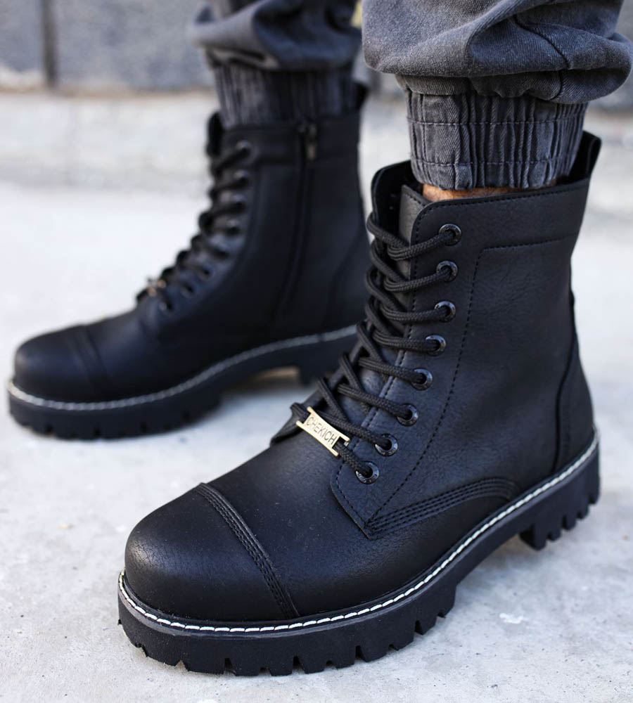 Mens boots C009