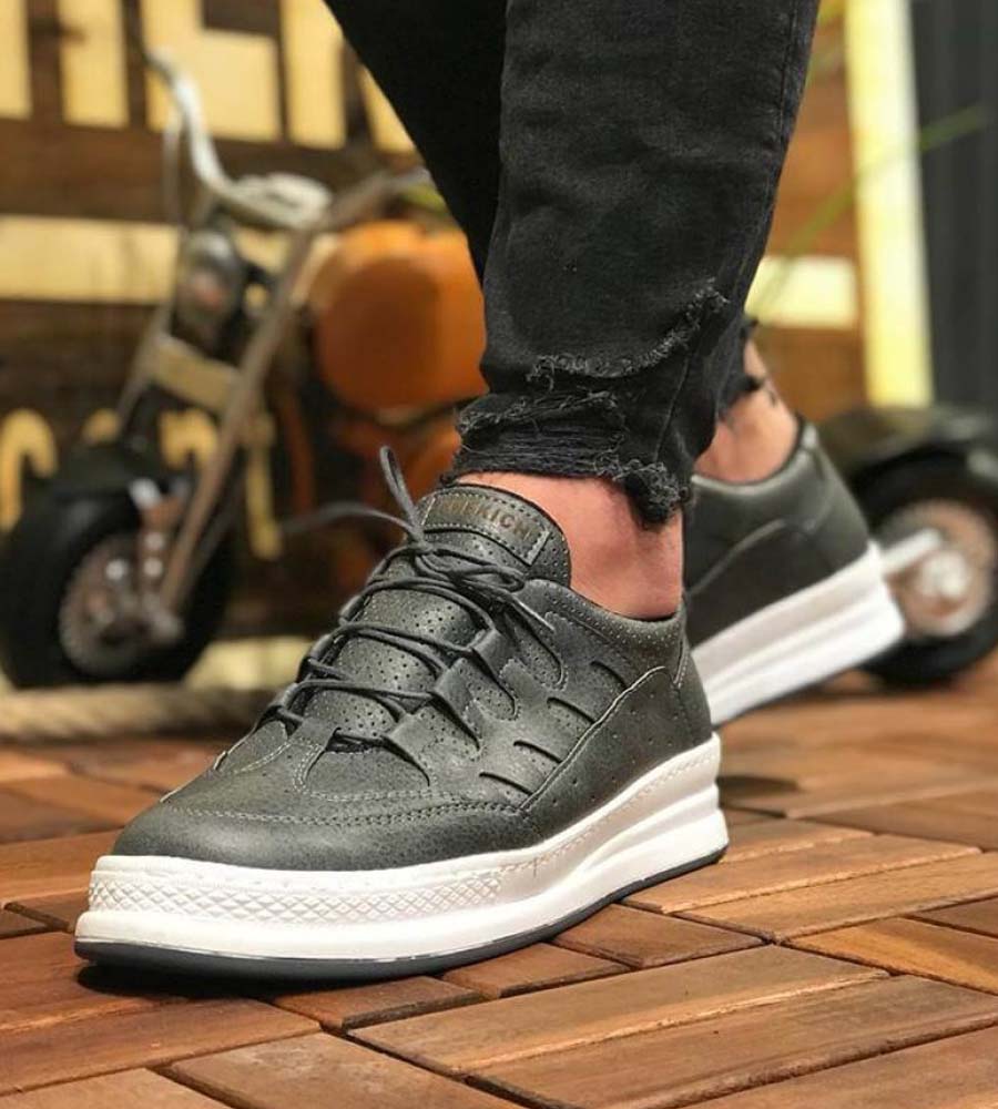Mens Sneakers shoes C040