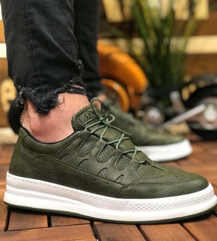 Mens Sneakers shoes C040