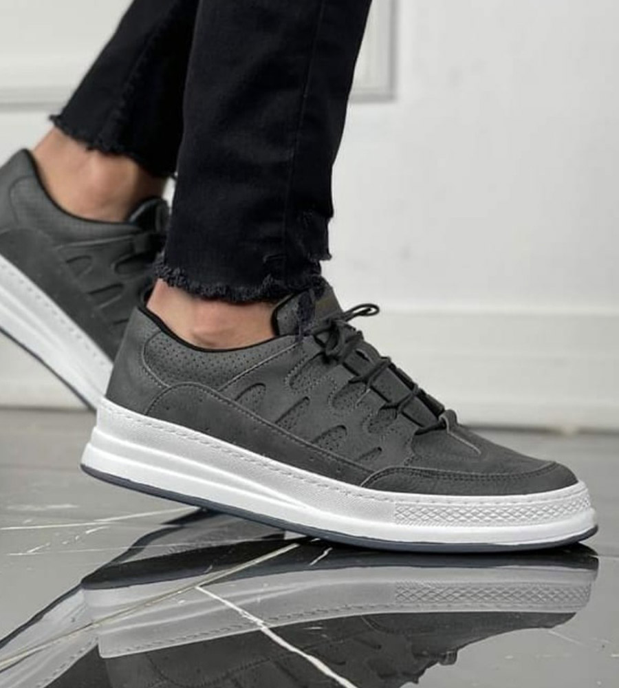 Mens Sneakers shoes C040