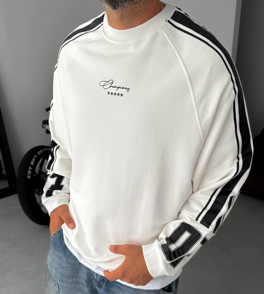 Sweatshirt -CHAMPIONS- TR26110JA
