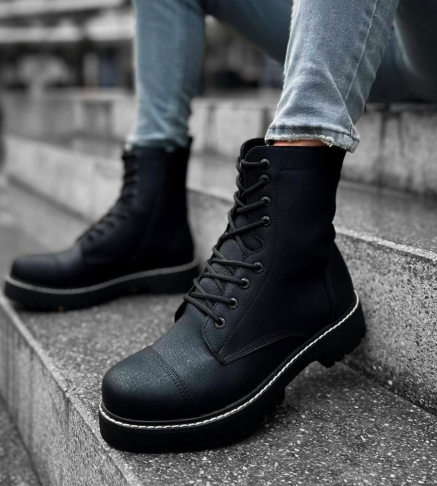 Mens boots C009