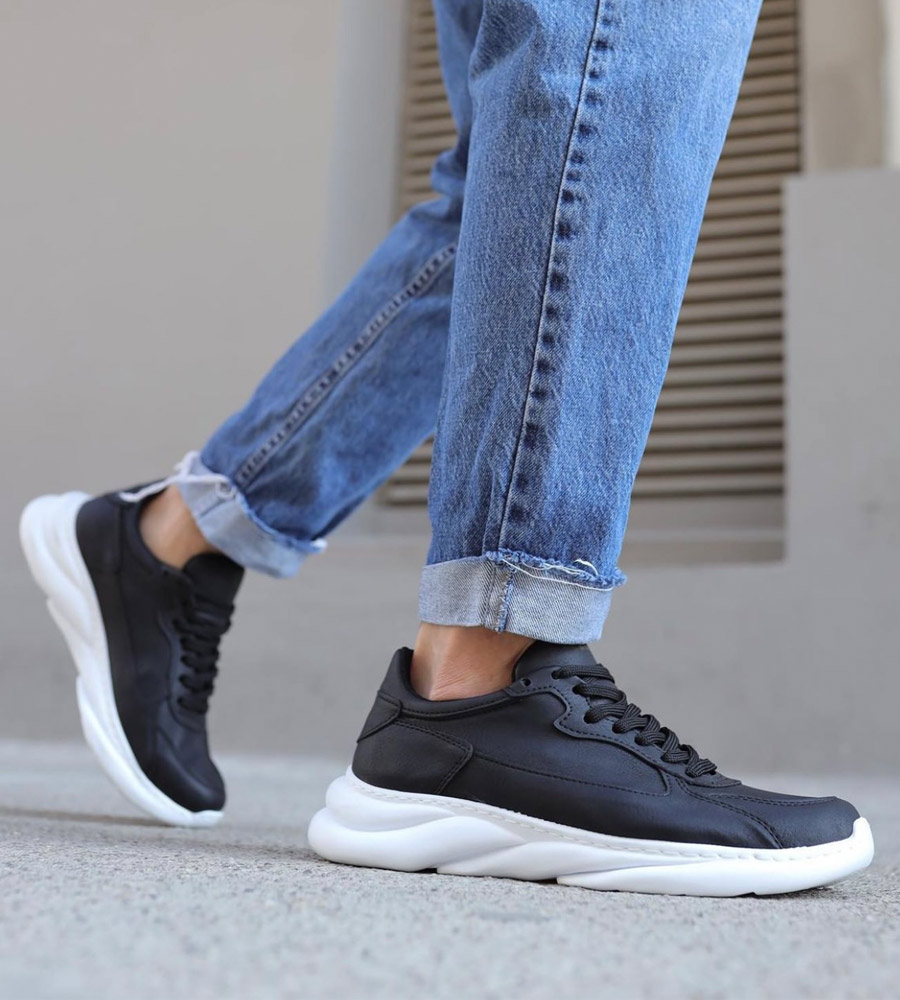 Mens Sneakers TR065KN
