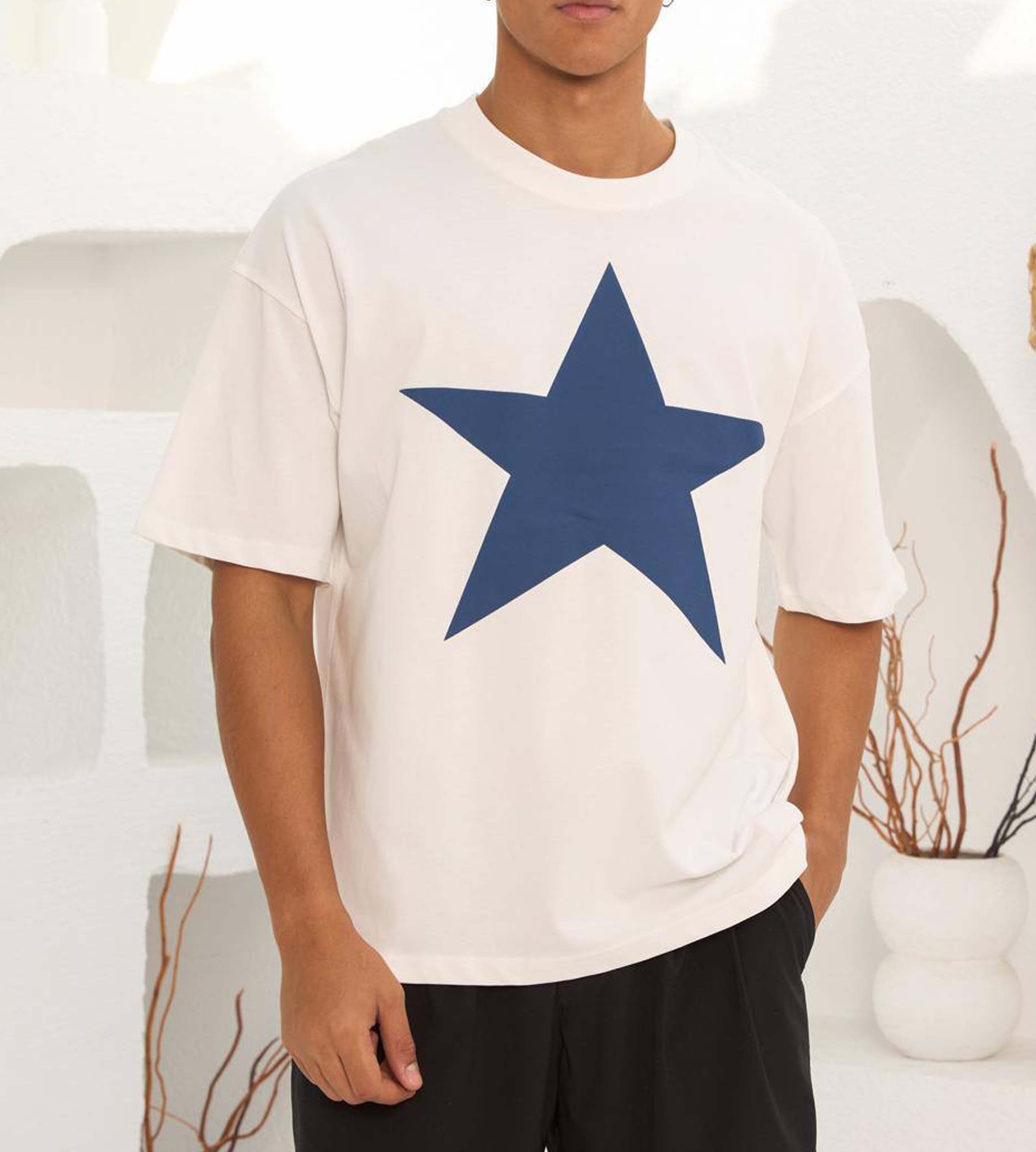 Oversized t-shirt -STAR- TR085EK