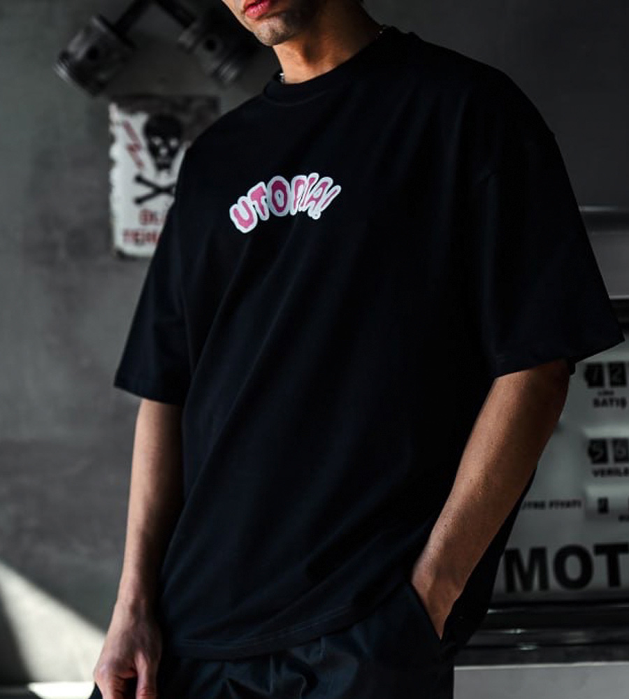 Oversized t-shirt -UTOPIA- TR094ES