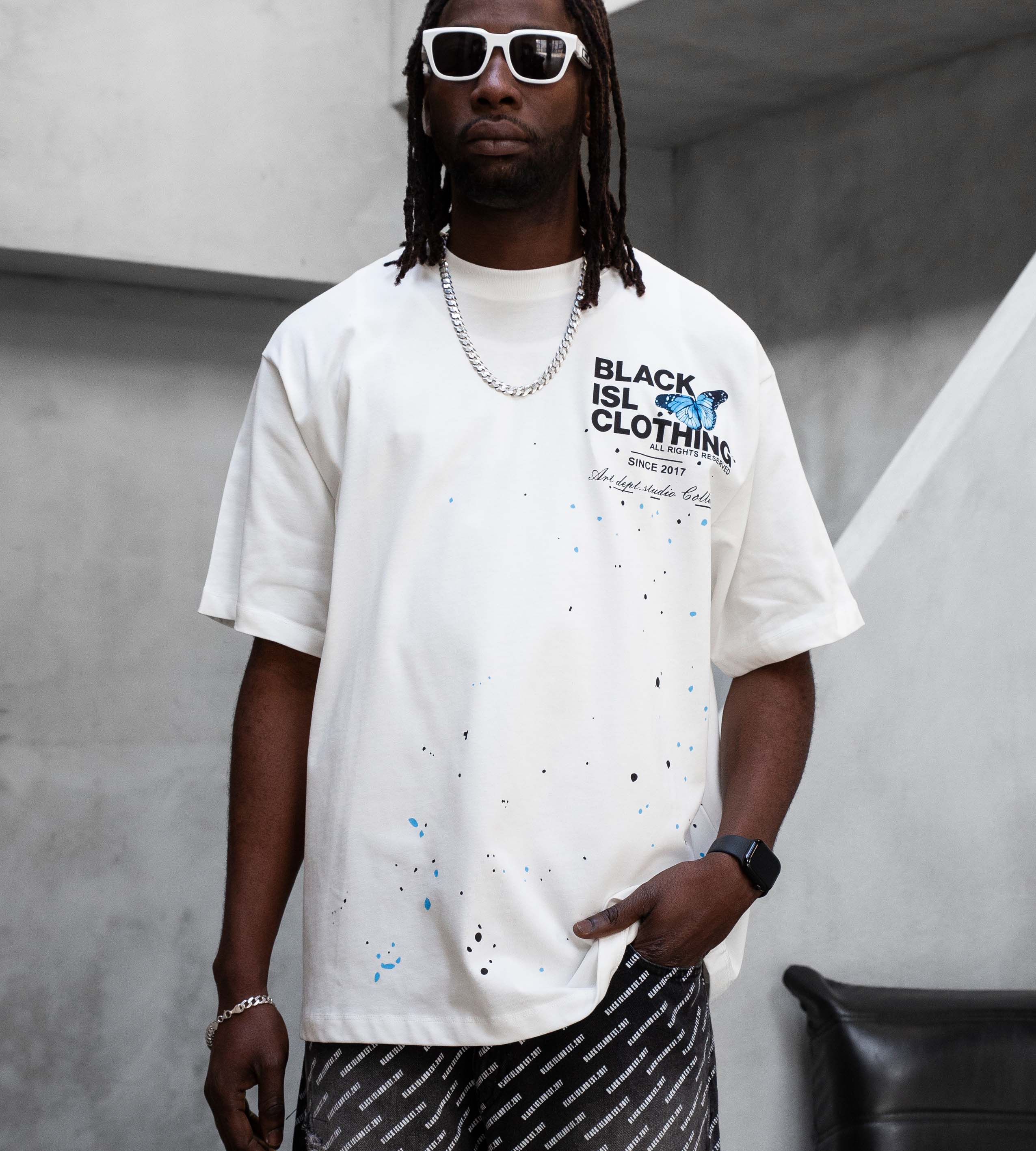 Oversized t-shirt -ISL CLOTHING- TR1824BL BLACK ISLAND