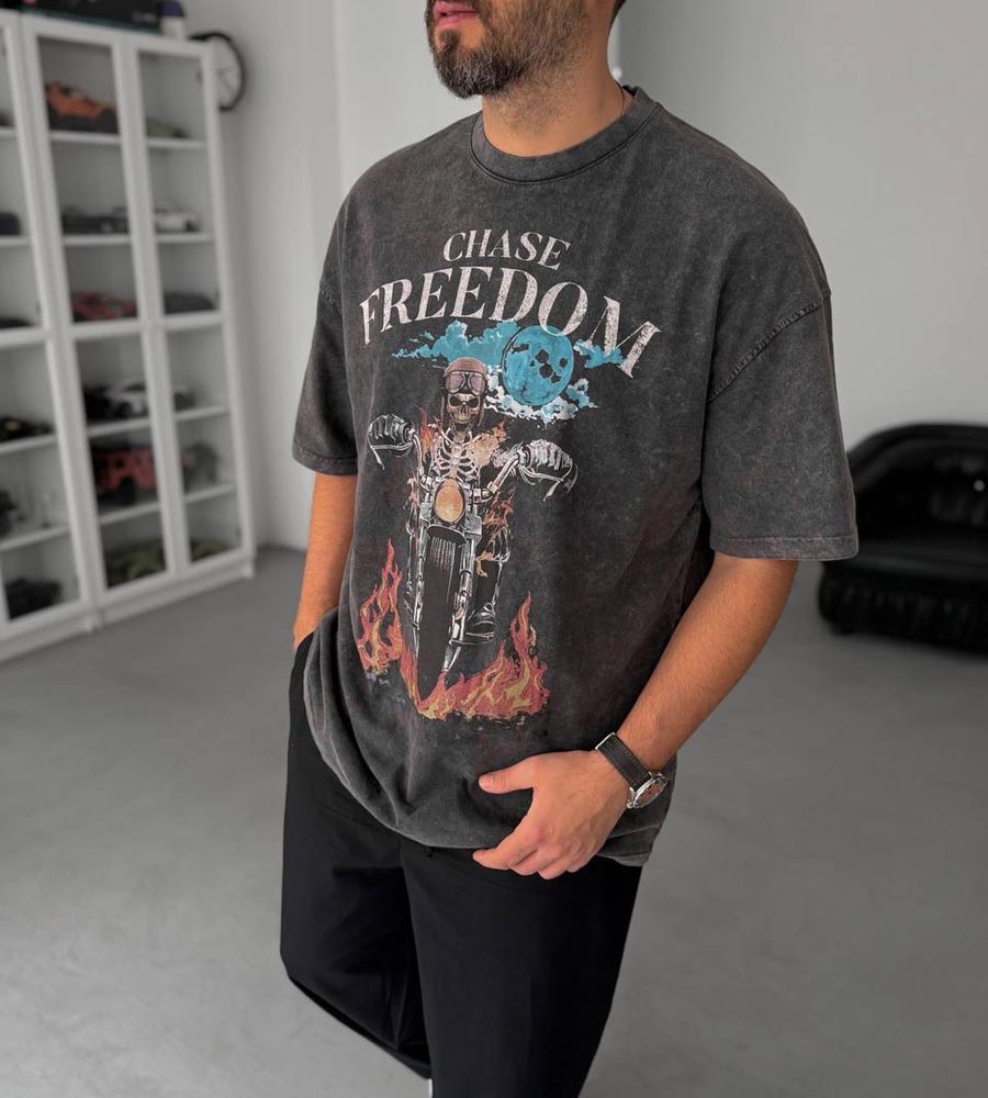 Oversized t-shirt -FREEDOM- TR190JA