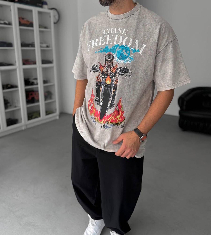 Oversized t-shirt -FREEDOM- TR190JA