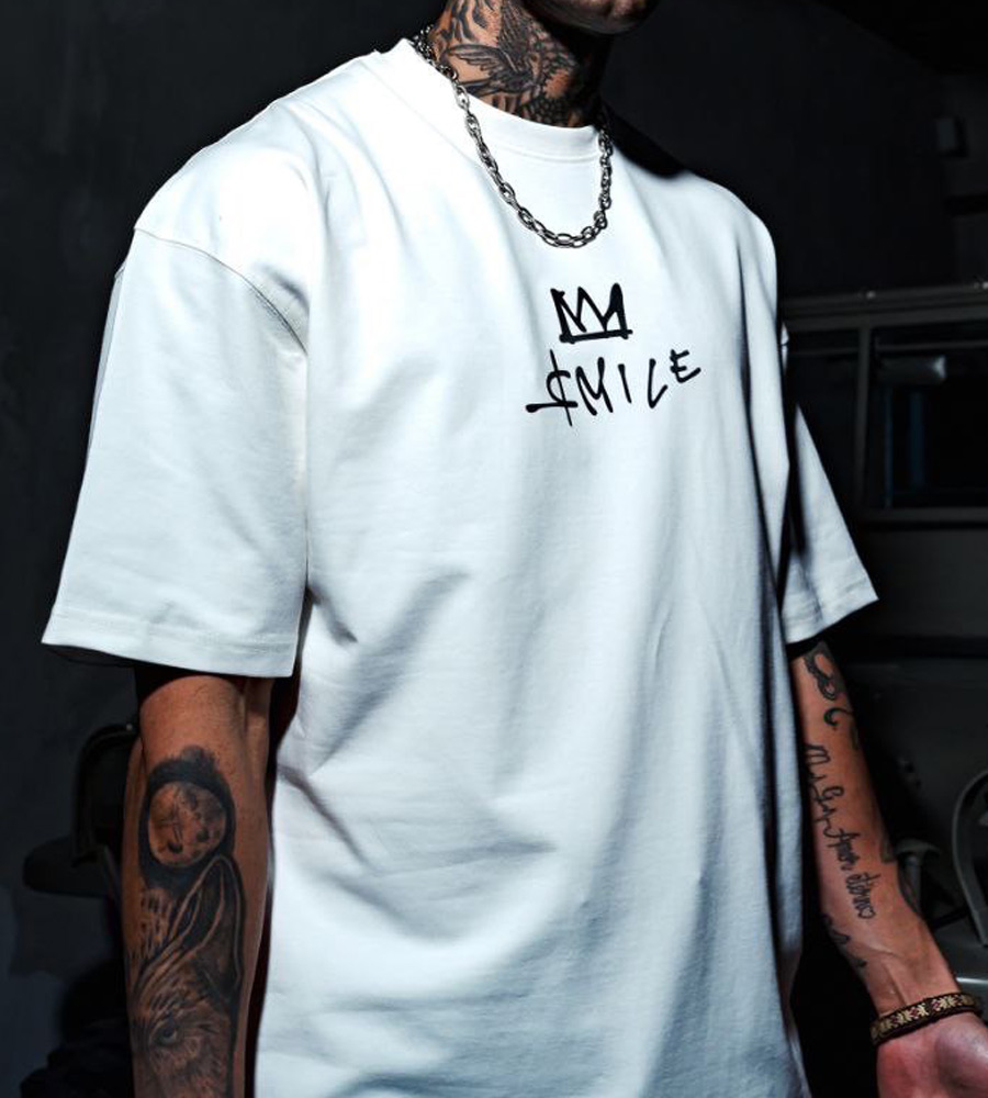 Oversized t-shirt -SMILE- TR41ES